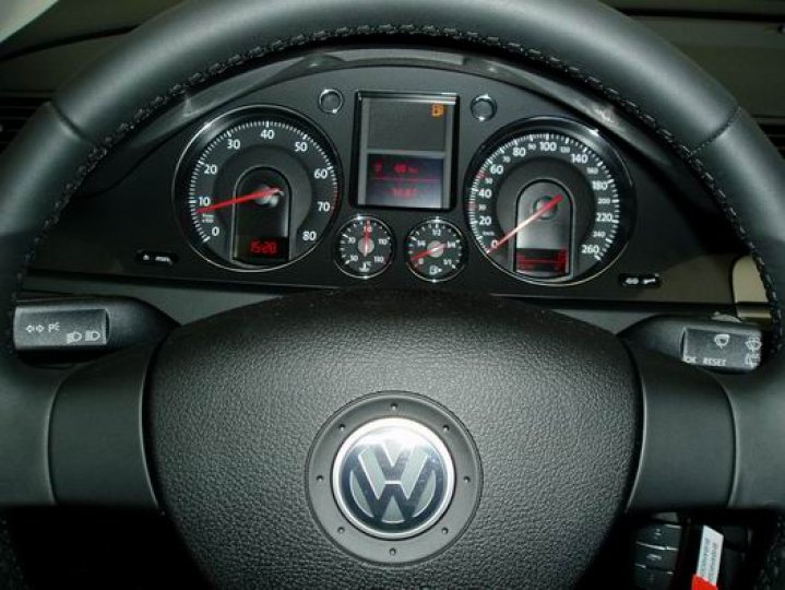 Volkswagen Passat Variant 2.0Fsi- Sport - 5