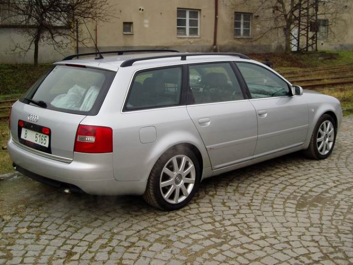 Audi A6- Avant 2.5tdi Quattro S-line - 3