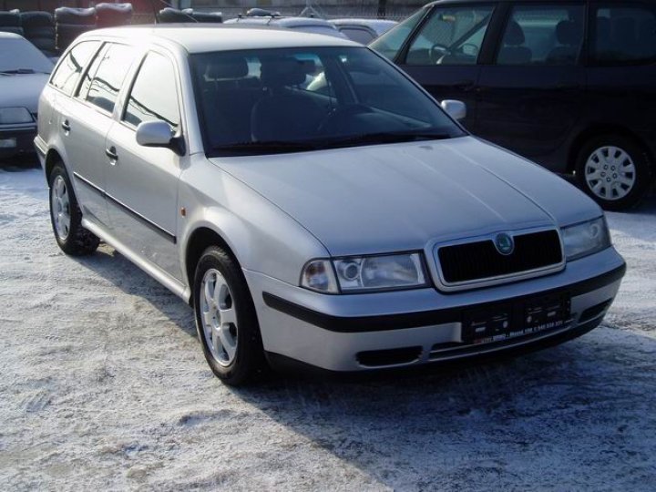 Škoda Octavia kombi 1.9tdi(81Kw) - 1