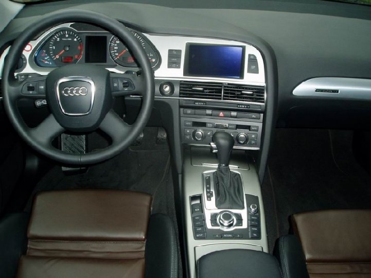 Audi Allroad 3.0tdi - sport paket - 2