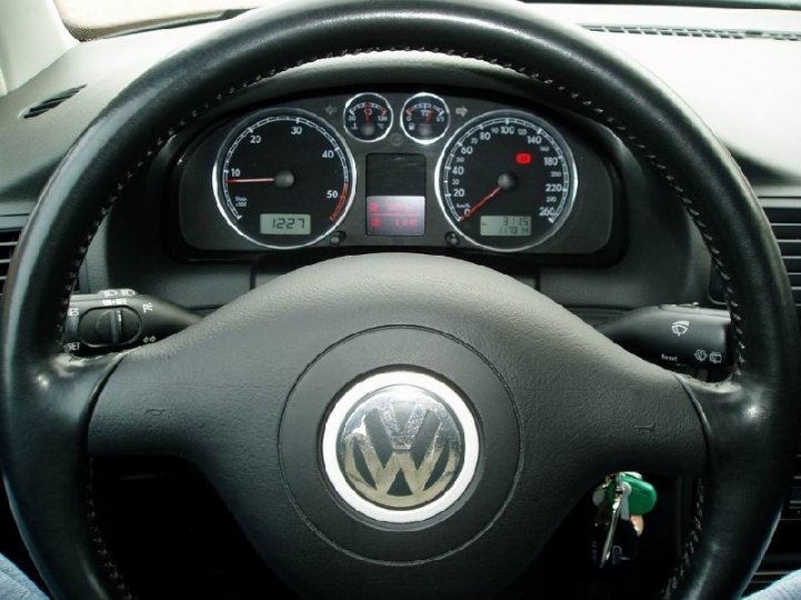 Volkswagen Passat Variant 1.9tdi - 5