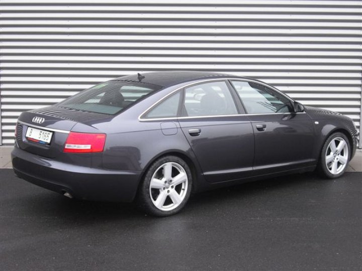 Audi A6-3,0tdi S-line - 3