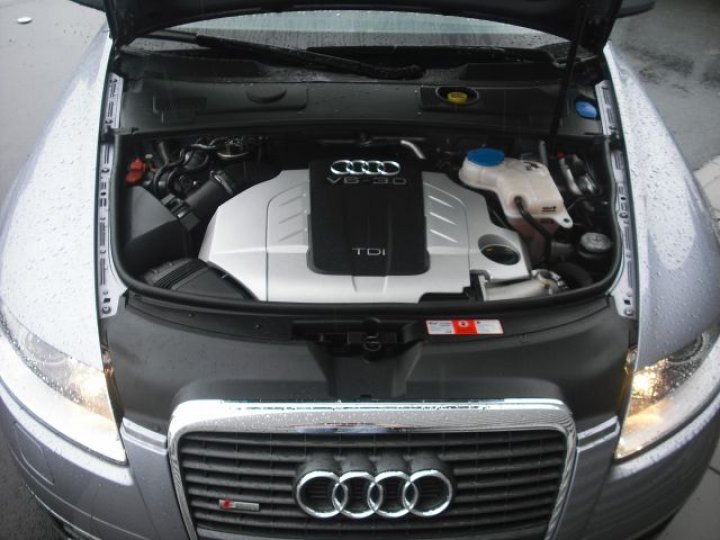 Audi A6 3.0TDI S-line - 4