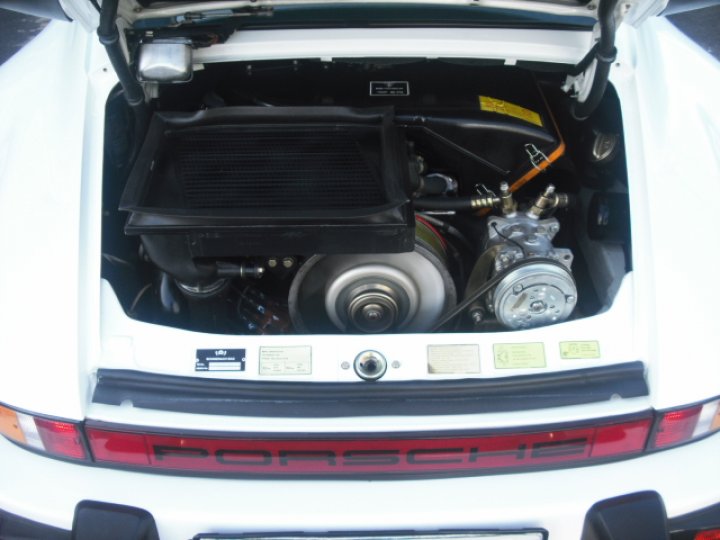 Porsche Porche 911 - TURBO - 5
