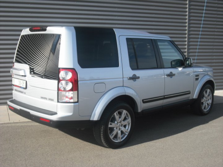 Land Rover DISCOVERY 4 3.0TDV6 HSE - 3