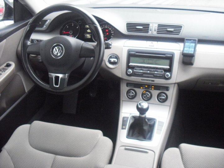 Volkswagen Passat 2.0 TDI - 5