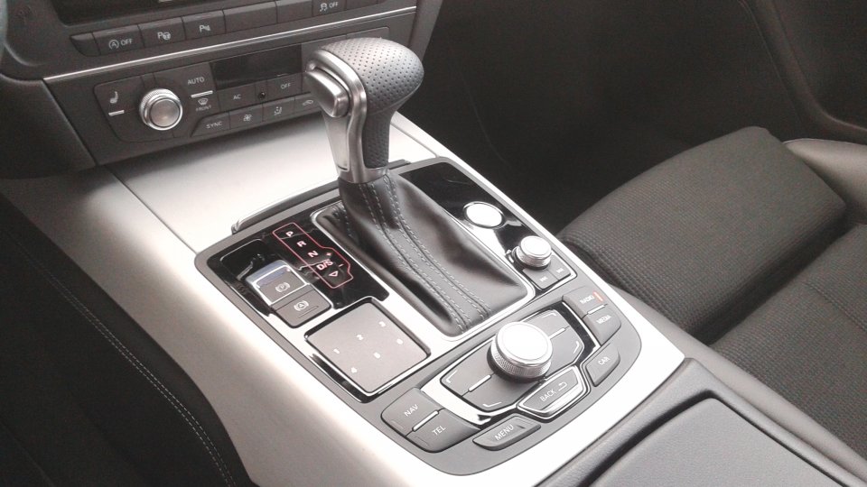 Audi A6 Avant 3.0 tdi quattro   S line - 8
