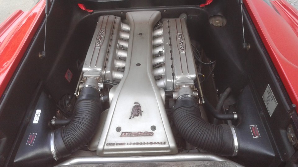  Lamborghini  Diablo VT 5.7  V12 - 10