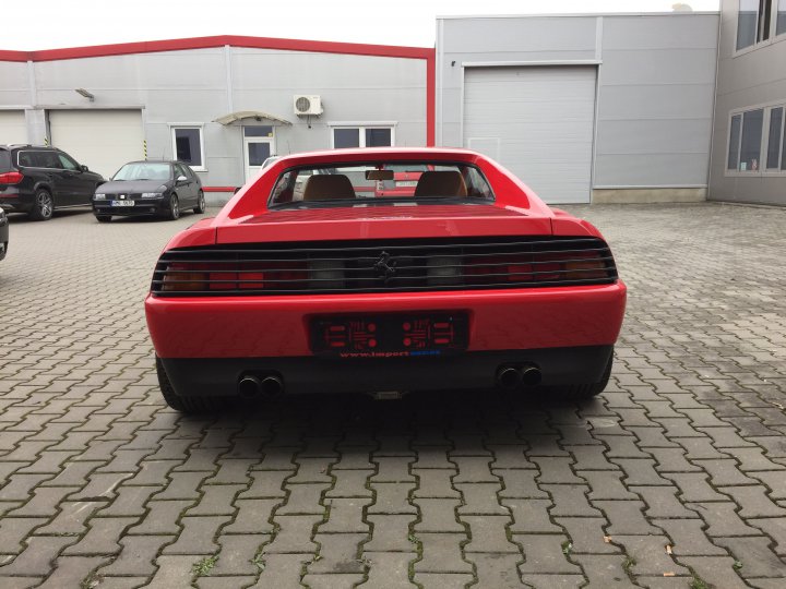 Ferrari 348 GTS - 4