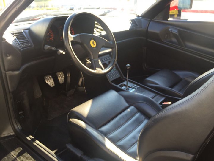 Ferrari 348 GTB - 16