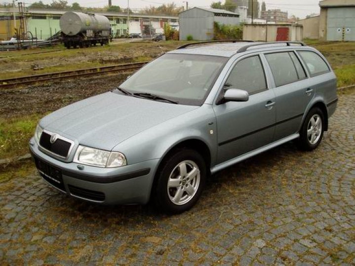 Škoda Octavia Combi 1.9di- 4-4pohon - 1